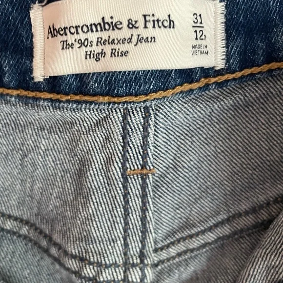🆕 Abercrombie & Fitch Vintage 90s Relaxed High Rise Size 12R Blue Jeans - Picture 4 of 7
